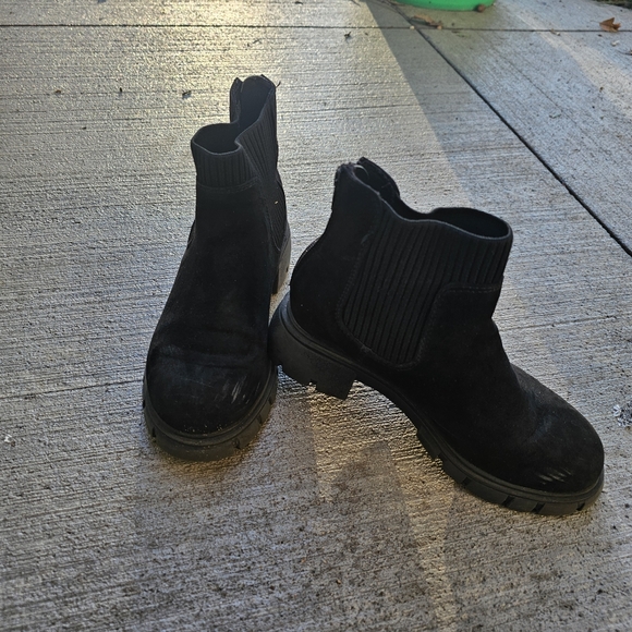 Girls booties - Picture 3 of 4